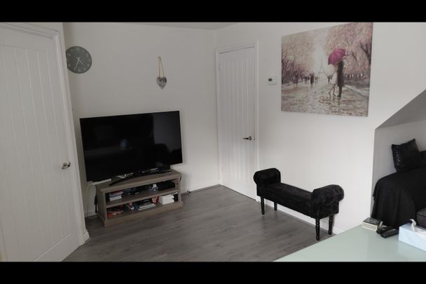 Room in a Shared House, Prestwick Close, LU2 - Photo 1