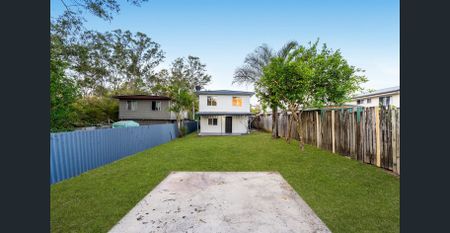 Modern Family Home in a Central Location - Photo 2