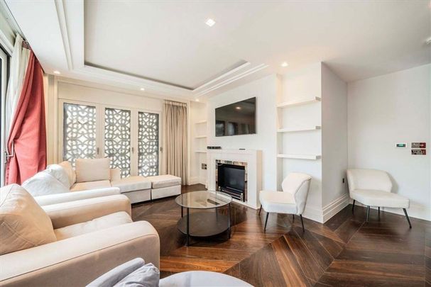 Strand, Fitzrovia & Covent Garden, WC2R - Photo 1