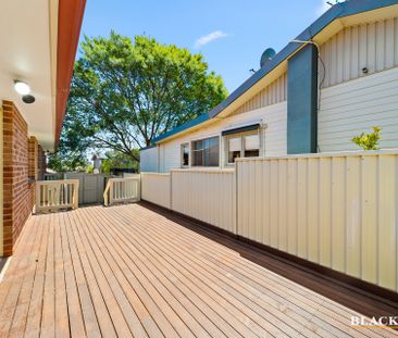 1/5 O'Hanlon Road, Queanbeyan NSW 2620 - Townhouse For Rent | Domain - Photo 2
