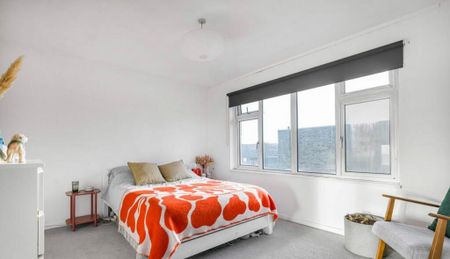 2 bedroom maisonette to rent - Photo 2