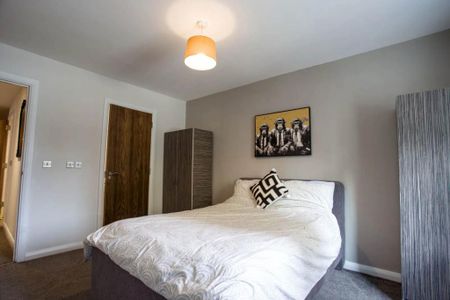 2 bedroom apartment to rent - Photo 4