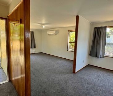 Bright & Tidy 3-Bedroom Gem - Photo 2