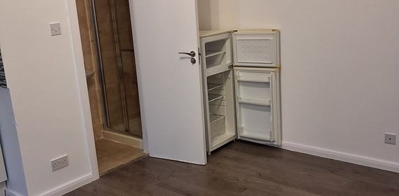 Studio Flat, Farleigh Road, N16 - Photo 2