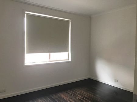 Comfortable 3 Bedroom Family Home - Photo 3