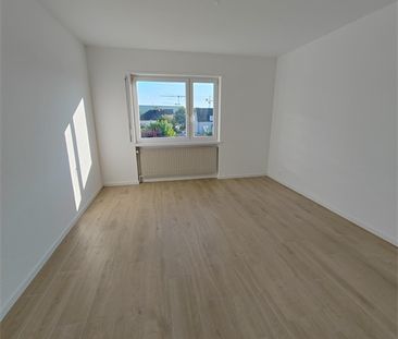 Location Appartement 77.1 M² SAINT-LOUIS 1 060 € - Photo 2