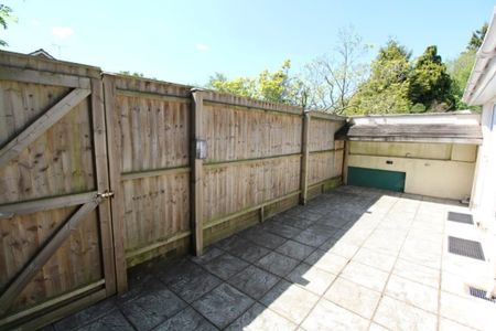 Parkstone Heights, Lower Parkstone - Photo 5