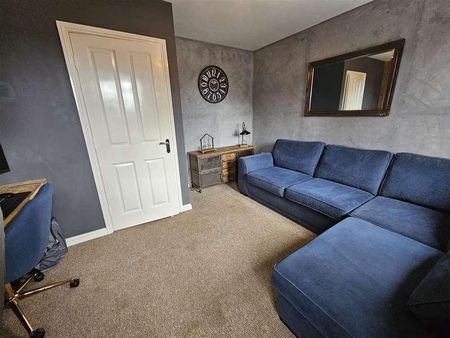 Gabriel Crescent, Lincoln, LN2 - Photo 4