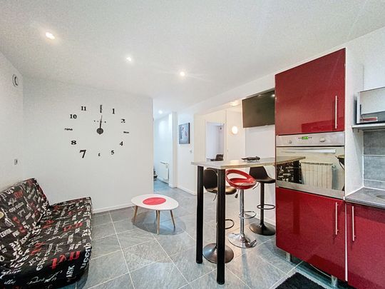 RUE DU FOUR - (DISPONIBILITE IMMEDIATE) - Photo 1