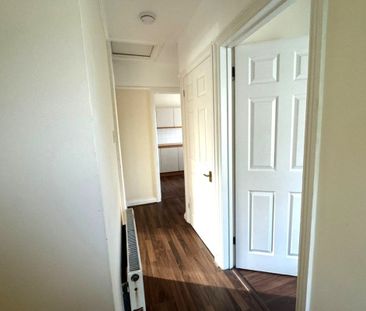 Rayners Gardens, SOUTHAMPTON - Photo 4