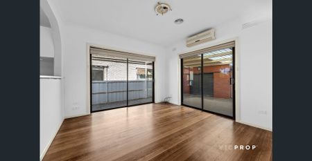 Walk to Everything! - Photo 2