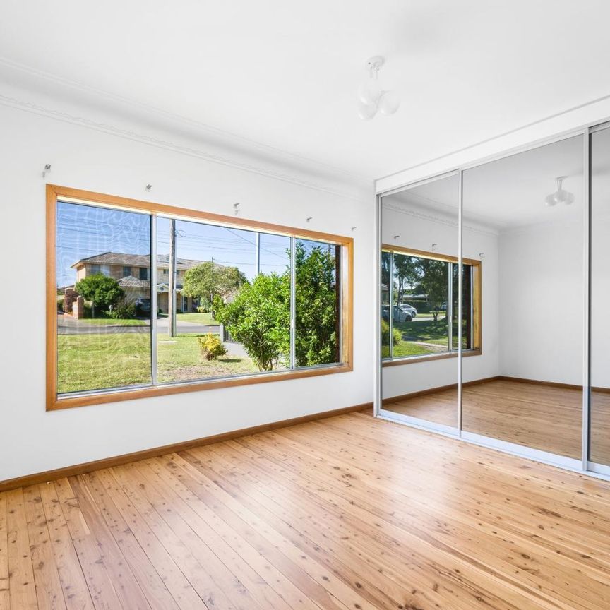 Charming 3-Bedroom Family Home - Photo 1