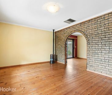 706 North East Road, HOLDEN HILL - Photo 2