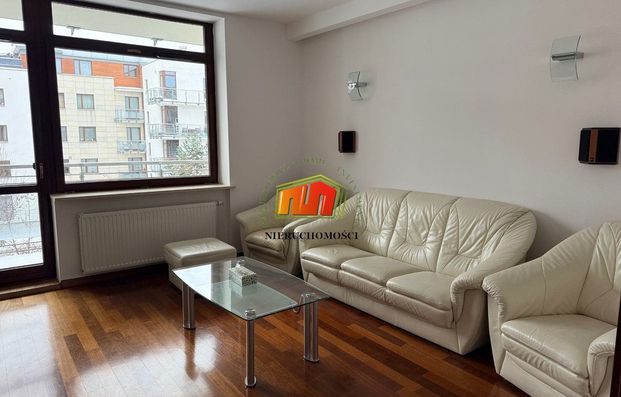 Warszawa M., Warszawa, Wilanów, Miasteczko Wilanów - Zdjęcie 1