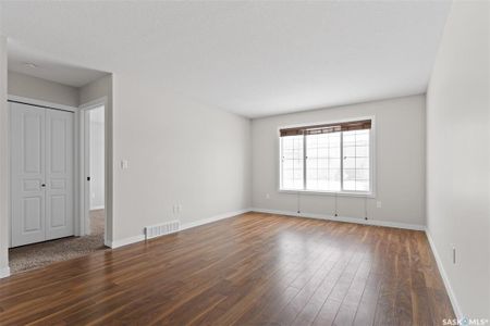 2-Bedroom - Photo 2