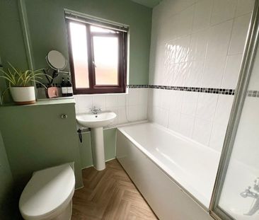 1 bedroom House To Let Total Size: 422 SQ FT - Photo 1