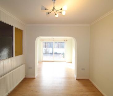 4 bedroom semi-detached house to rent - Photo 2