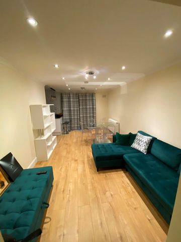 Room in a Shared Flat, Seacole Close, W3 - Photo 2