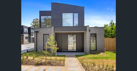 3 Bedroom Delight in Quiet Neighborhood - Photo 4