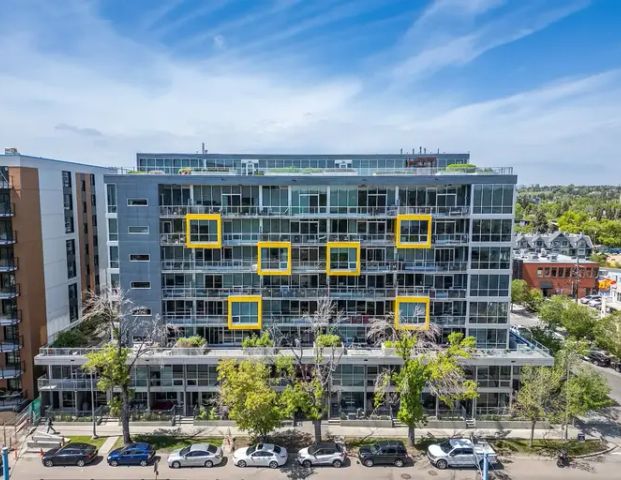 Penthouse Unit @ The Pixel With Gorgeous Views, 2 Underground Stalls and Storage | 805 - 235 9A St NW, Calgary - Photo 1