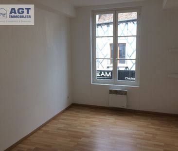 Location Appartement 2 pièces 37m² BEAUVAIS 60000 - Photo 2