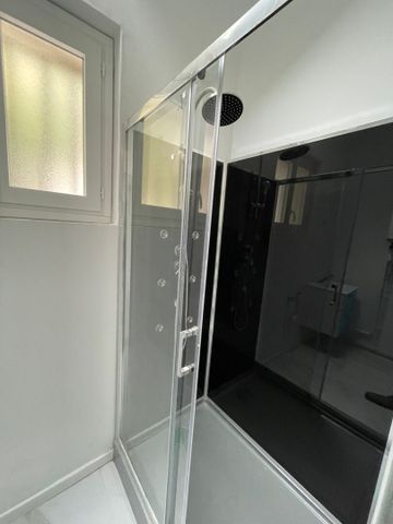 Location Appartement 2 pièces 29m² - Photo 2