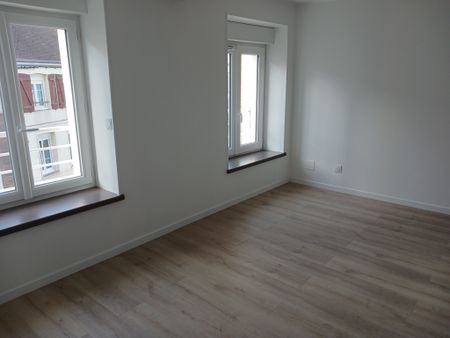 Appartement 63.57 m² - 3 Pièces - La Loupe - Photo 2