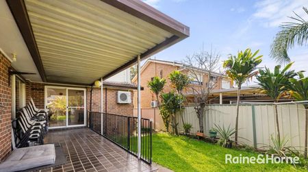 33 Dickens Road, Wetherill Park, NSW 2164 - Photo 3