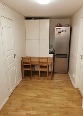 Lindholmsbacken, Skärholmen - Photo 1