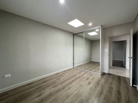 Spacious and Private 2 Bedroom Unit - Photo 3