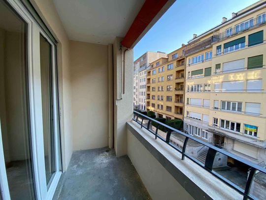 Logement 3 pièces avec balcons à Champel - Photo 1