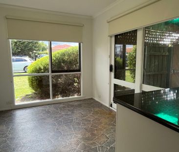 THREE BEDROOM FAMILY HOME - Photo 6