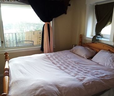 2 Bed Flat, Meadowfield Gardens, EH8 - Photo 5
