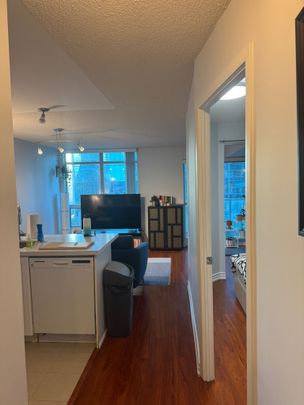 For Lease - 18 Yonge Street Unit# 1713, Toronto, Ontario - Photo 1