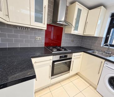 2 bedroom flat to rent - Photo 6