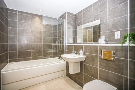 2 bedroom apartment to rent - Photo 3