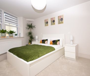 2 bedroom apartment to rent - Photo 5