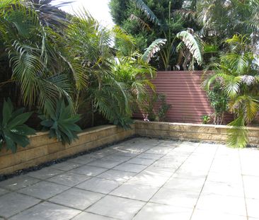 5 Unwin Street, Earlwood NSW 2206 - House For Rent | Domain - Photo 5