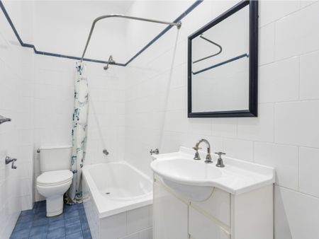 39 Wigram Road, Glebe NSW 2037 - House For Rent | Domain - Photo 3