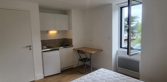 A LOUER STUDIO ANGERS-JUSTICES - Photo 2