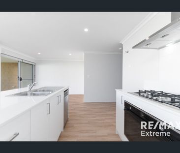 31 Surfers Street, Alkimos, WA 6038 - Photo 1