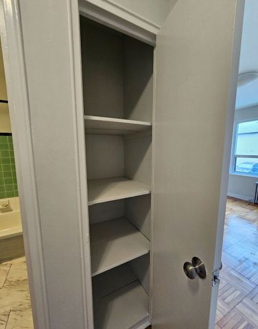 For Lease - 20 Cosburn Avenue Unit# 203, Toronto, Ontario - Photo 3