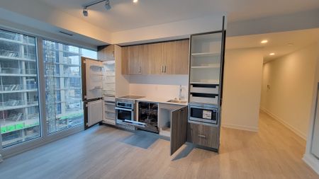 For Lease - 88 Queen Street Unit# 1002, Toronto, Ontario - Photo 4