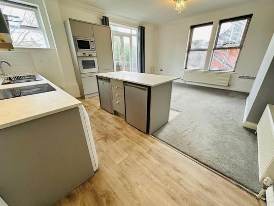 2 bedroom flat to rent - Photo 1