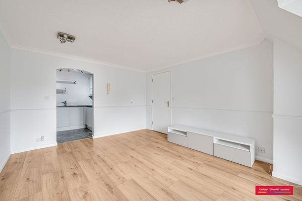 Botany Close, Barnet, EN4 - Photo 1