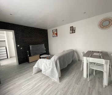 Location Appartement 2 pièces 42m² - Photo 2