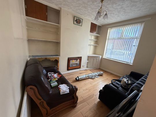 3 Bedroom in LE5 Area - Photo 1