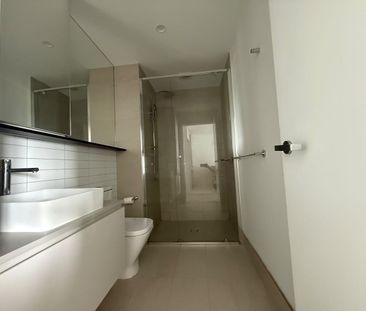 Spacious Apartment in heart of Williams Landing - Photo 6