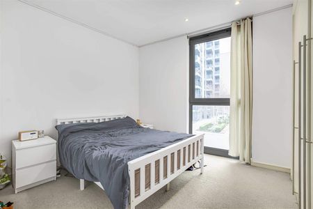 Riverside Quarter, SW18, London - Photo 3