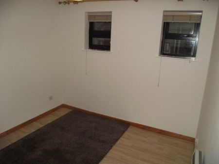 Stokes Lane, Plymouth, PL1 - Photo 2